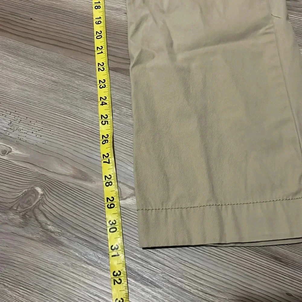Tommy Hilfiger Chino Pants Custom Fit Khakis Straight leg Mens size 34 X 32 Tan